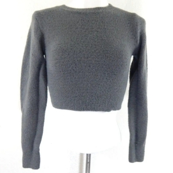 Urban Outfitters Spenser Fuzzy Crop Sweater - Picture 2 of 4